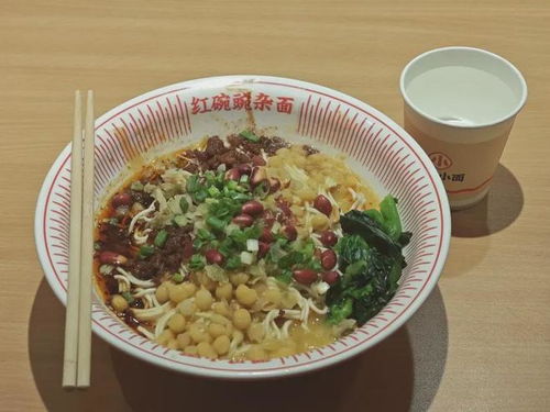 一碗面年賺6300萬 遇見小面靠低價(jià)突圍與極致效率的秘密